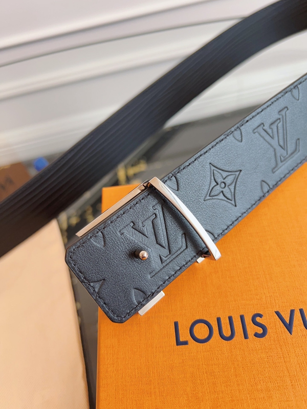 ルイヴィトンベルト内部構造